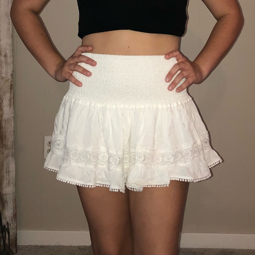 White lace mini skirt